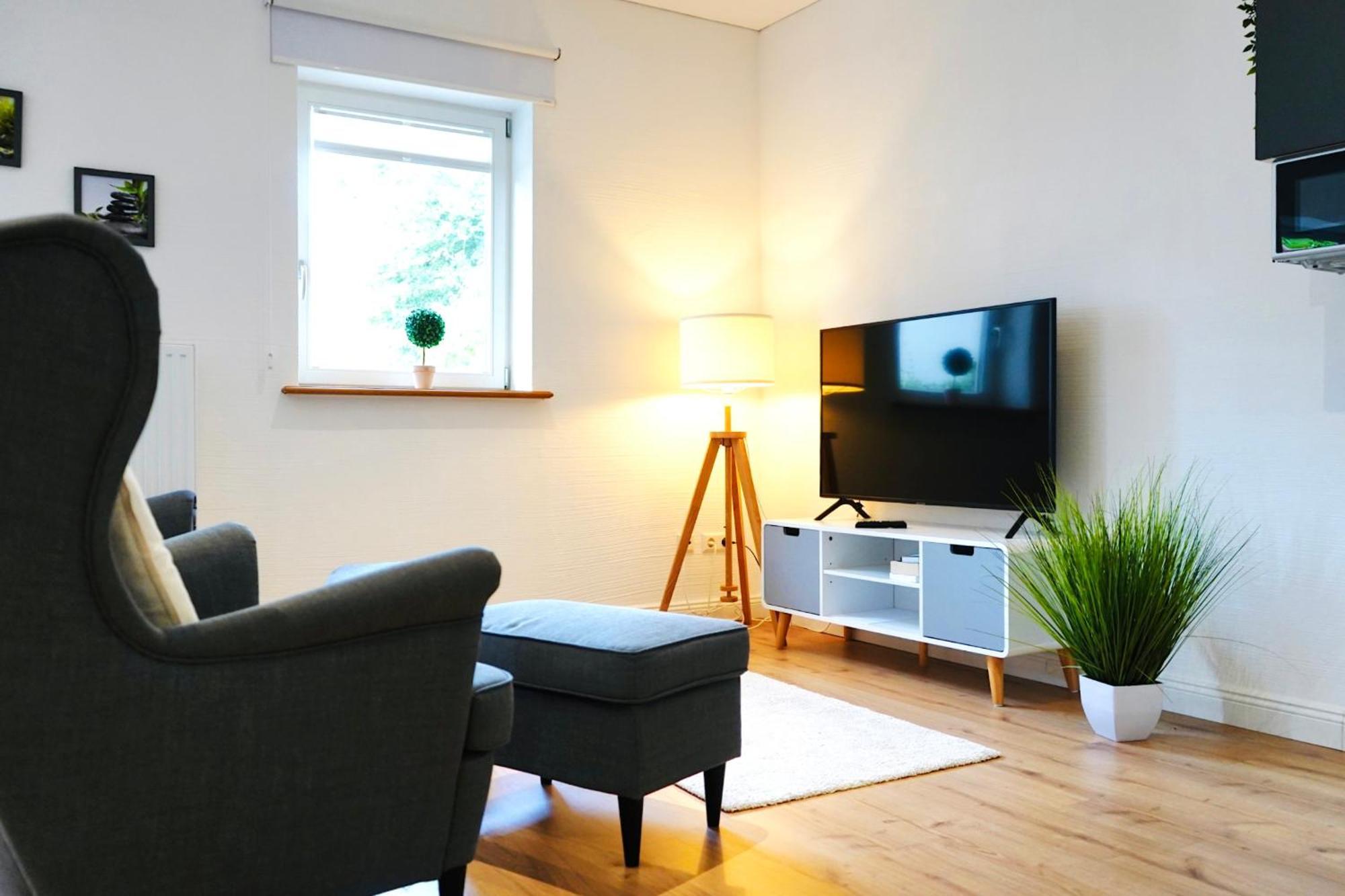 Altstadt Apartment II - Terrasse- Waschmaschine- Parkplatz Wolfsburg Buitenkant foto